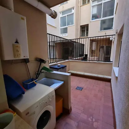 V27 Apartamento 3 A 25m De La Playa